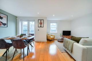 1 Bed,1 Bath and Free Parking, Central Windsor - 0