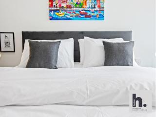 FREE Parking - City Centre - 20 Units - 4