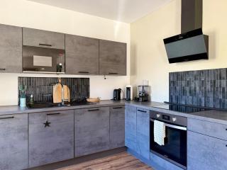 House of Notre-Dame-Du-Haut Ronchamp - 5