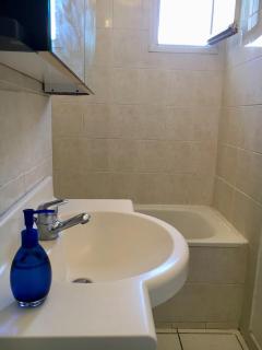 T3 cozy Saint Genis Laval - balcony - quiet - HLS - 3