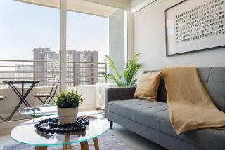 Charming 1BR Retreat for Three in Nunoa - 0