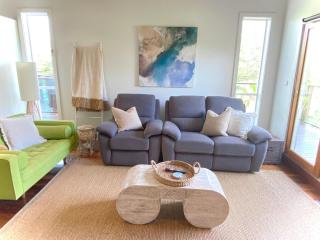 Paws n Relax- Pet friendly, walk to off leash beach and cafes - 5