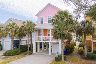 A Beauty At The Beach - 9