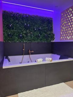 Suite orientale avec baignoire balnéo - 6