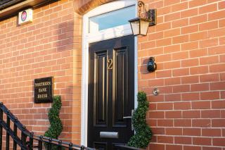 Northern Bank House Apartments by Escape Ordinary - 7