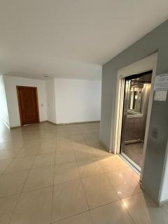 Dpto amplio con piscina, Excelente ubicación - 6