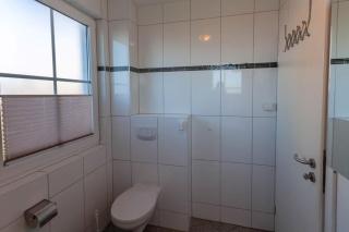 FeWo Arkonablick OG Helle Wohnung mit Balkon Meerblick und eigenem eingezäuntem Garten Hunde herzlich willkommen - 7