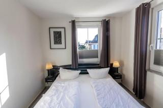 FeWo Arkonablick OG Helle Wohnung mit Balkon Meerblick und eigenem eingezäuntem Garten Hunde herzlich willkommen - 5