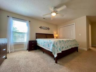 Hailey's Hideaway - 4