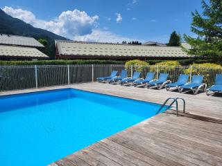 Cascades, 3 bedroom chalet with shared pool. - 5