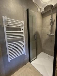 Appartement Haut de Gamme neuf avec terrasse - 6 personnes - App 103 - 3