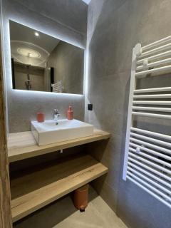 Appartement Haut de Gamme neuf avec terrasse - 6 personnes - App 103 - 4