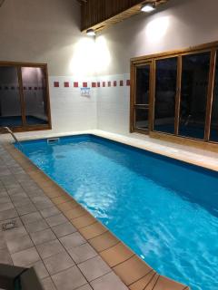 Cascades, 3 bedroom chalet with shared pool. - 9