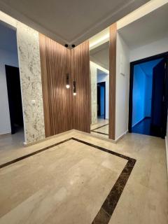 CityZen Suites, Luxury 3BR near Mohamed V Stadium - 4
