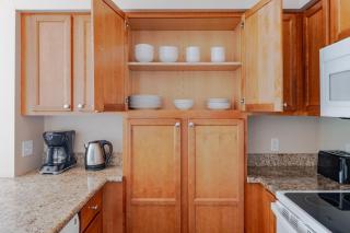 Blueground University District view nr University Bridge SEA-925 - 2