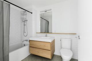 Blueground Chelsea rooftop pool nr High Line NYC-2142 - New York - 1