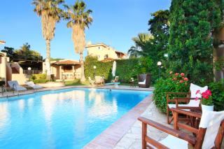 Oasis Pool House by GHH - 5