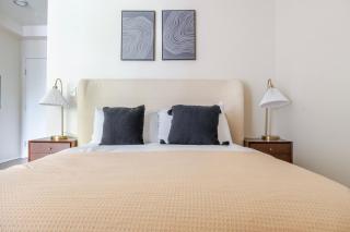 Blueground University District view nr University Bridge SEA-915 - 2