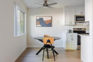 Blueground Midtown pool nr Stanford Park SFO-1868 - 4