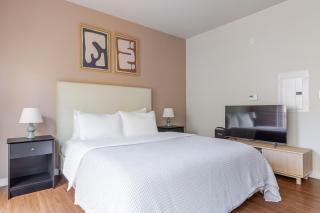 Blueground West Bellevue wd nr park SEA-833 - 3