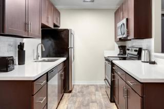 Blueground Campbell pool nr Campbell Park SFO-1998 - 1