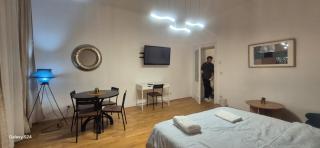 Spacious 2BR Apartment in Central Vienna - 9