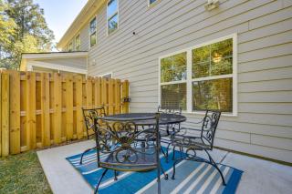 Townhome with Pool! 7 Mi to Ocean Isle Beach - 9