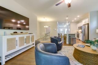 Townhome with Pool! 7 Mi to Ocean Isle Beach - 0