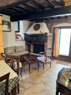 La Piazzetta del Borgo - Suite Bianchini - 9