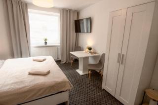 City centre - Room 3 with shared bathroom - 3