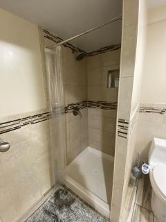 Studio Unit with Home Office and Private Sauna - 6