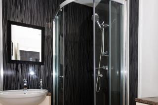 Executive 2 Bedroom Serviced Apartment - Newcastle upon Tyne - 3