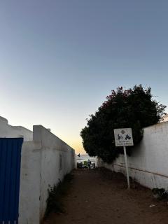 Cabanon pied sur mer - 1