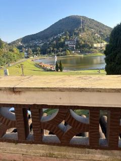 Flat no Palacio Quitandinha com Varanda e Vista - 7