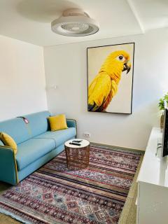 AMBER APARTMENTS - SUNNY STUDIO - 8