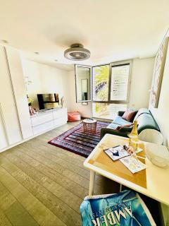 AMBER APARTMENTS - PINK STUDIO - 3