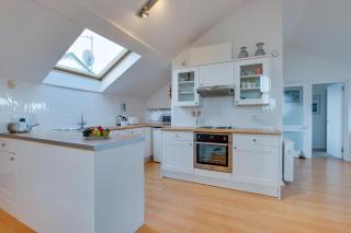 48 St Nicholas Court - 8