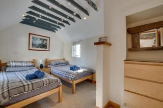 Slipway Cottage 8 Back Lane - 4