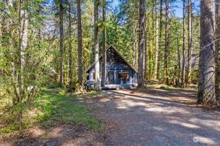 Luxury A-Frame with Hot Tub, Fireplace & Firepit - 6