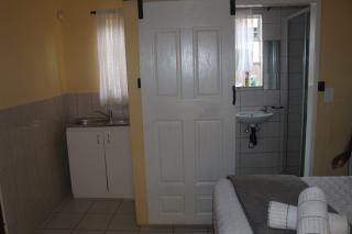 Revive Haven Guesthouse - 5