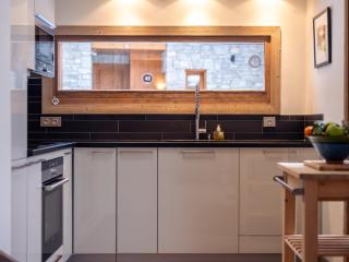 Chalet cosy proche pistes, Méribel, 10 pers, animaux admis - FR-1-566-76 - 1