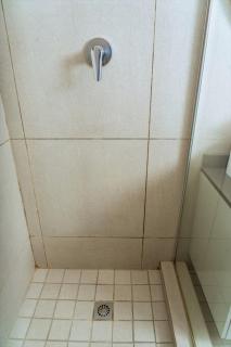 Modern 3-Bedroom Retreat Fully Equipped Comfort - 9