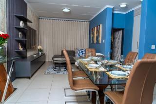 Modern 3-Bedroom Retreat Fully Equipped Comfort - 6