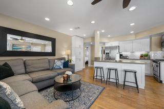 Ocean View Steps To Sand Ac Parking! - 9