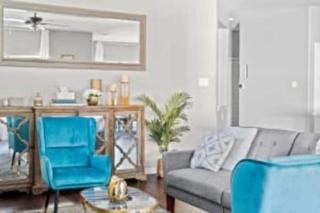 Large 3BD 2BR Lower Bishop Arts Near Downtown Dallas - 1