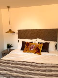 Whirlybird Lodge - 1