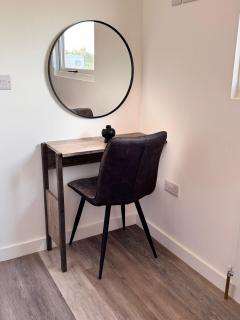 Whirlybird Lodge - 2