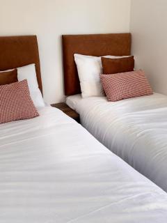 Whirlybird Lodge - 5