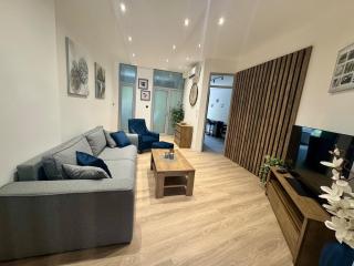 WhiteCity Suite - 2