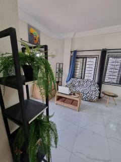 Beau meublé , cadre paisible - 4